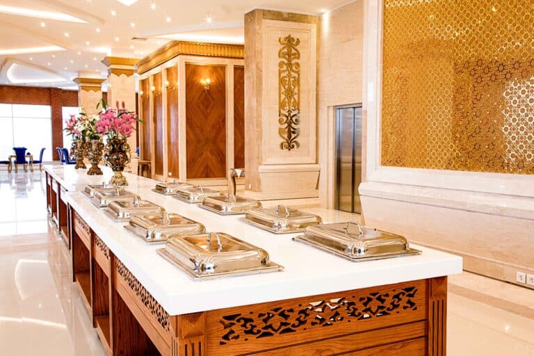 رستوران هتل بشری